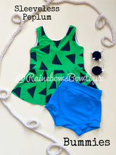 Load image into Gallery viewer, Pebbles Top Print (Green) -Choose Your Style