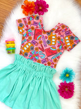 Load image into Gallery viewer, Back 2 School Peach Bus and Crayons - Choose Your Style