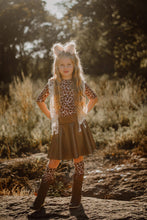 Load image into Gallery viewer, Giraffe- Choose Your Style
