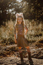 Load image into Gallery viewer, Giraffe- Choose Your Style
